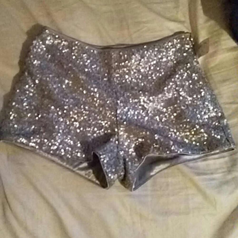 Forever 21 NWT Sequined Silver Shorts size S